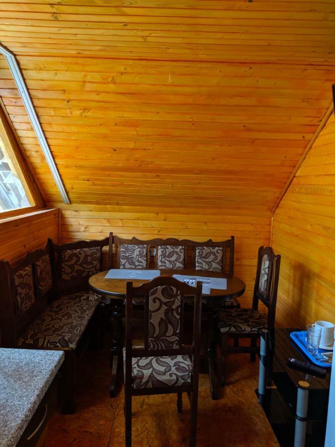 Гостевой дом У Оксани Квасы Экстерьер фото